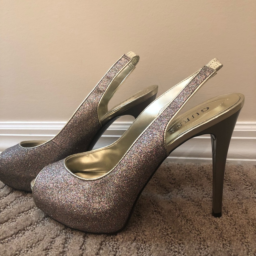 💗GUESS Pink & Gold Glitter Platform Heels